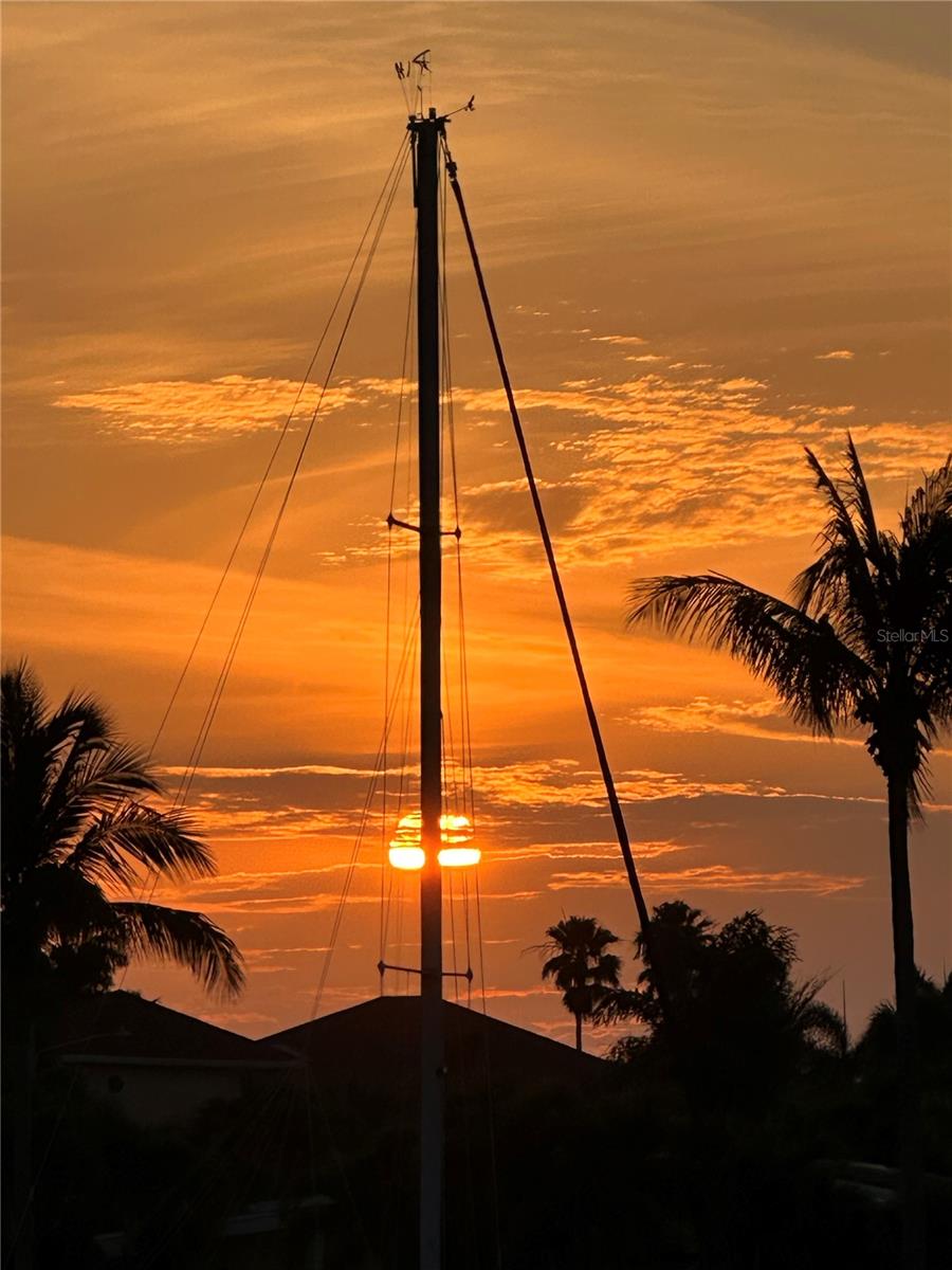 350 PINELLAS BAYWAY S #2, ST PETERSBURG, FL, 33715