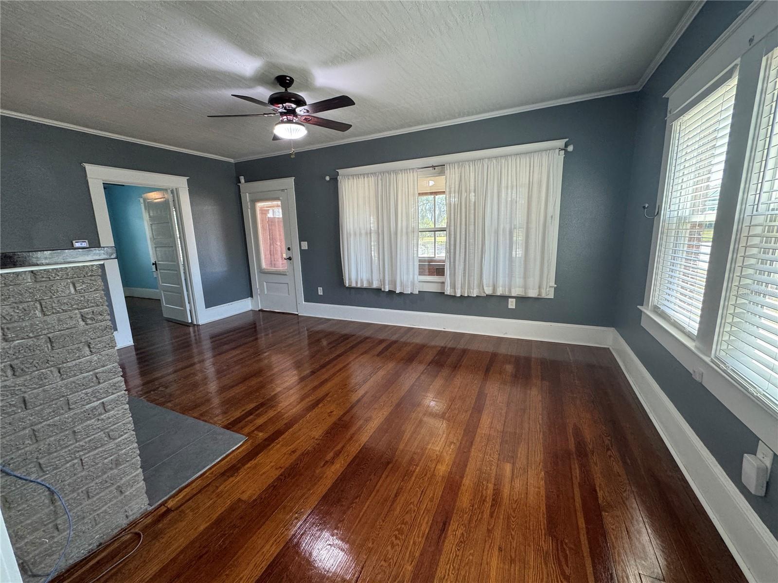 368 S CENTRAL AVE, UMATILLA, FL, 32784