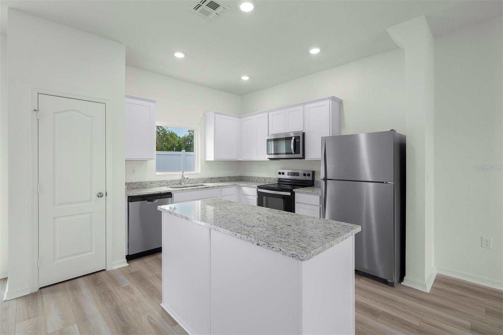 13450 LEAPING WATER WAY, ASTATULA, FL, 34705