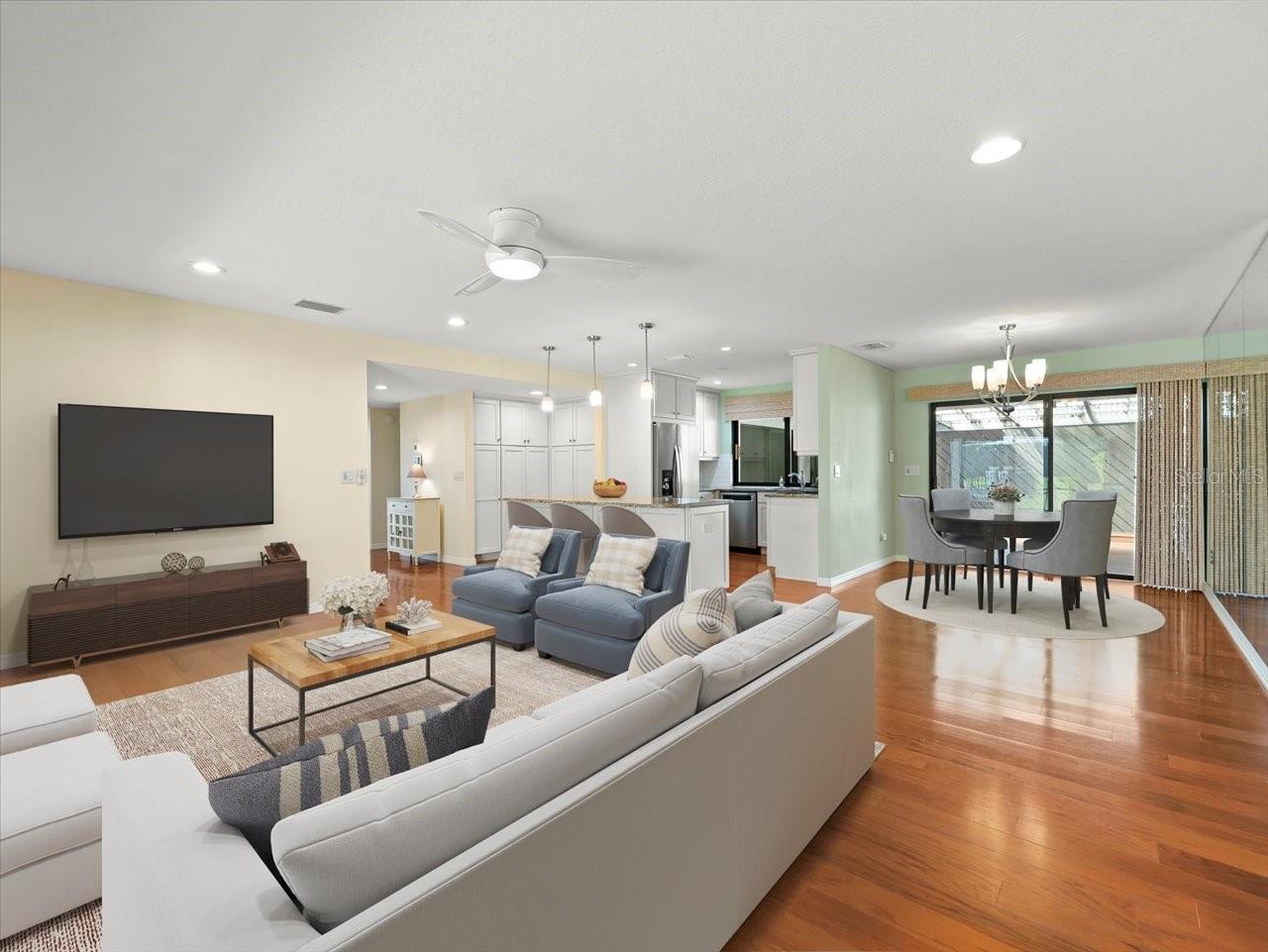 14215 CYPRESS CIR, TAMPA, FL, 33618