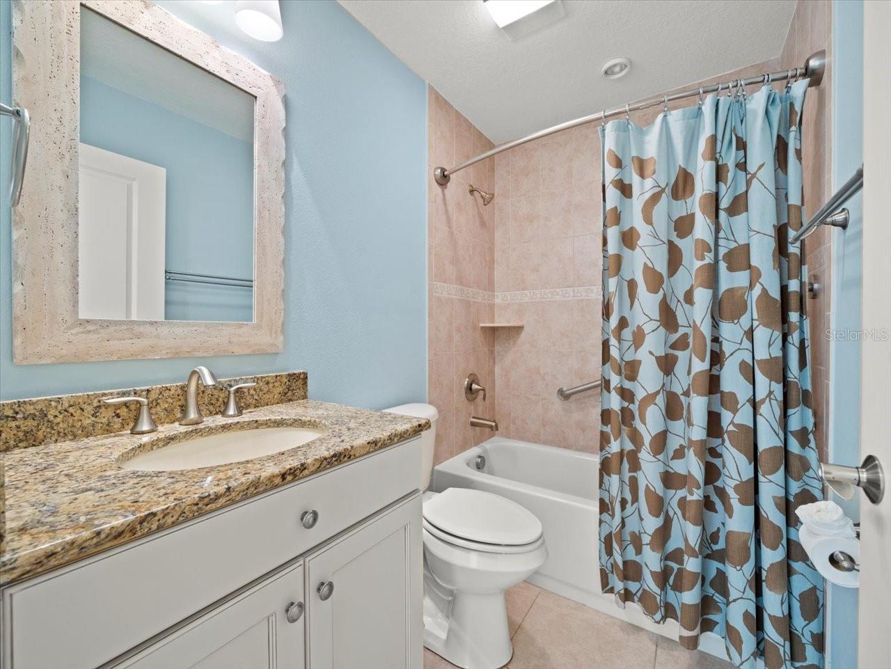 14215 CYPRESS CIR, TAMPA, FL, 33618