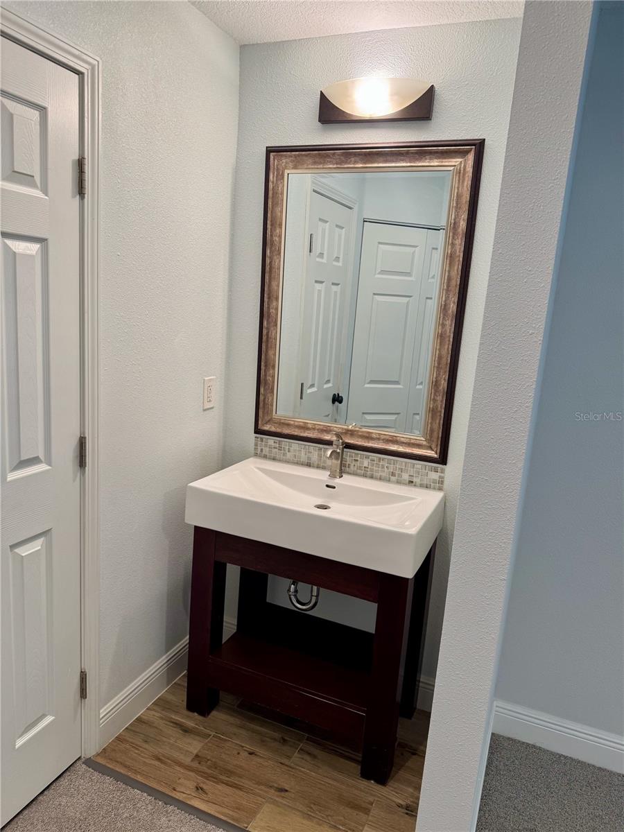 2585 GRASSY POINT DR #111, LAKE MARY, FL, 32746