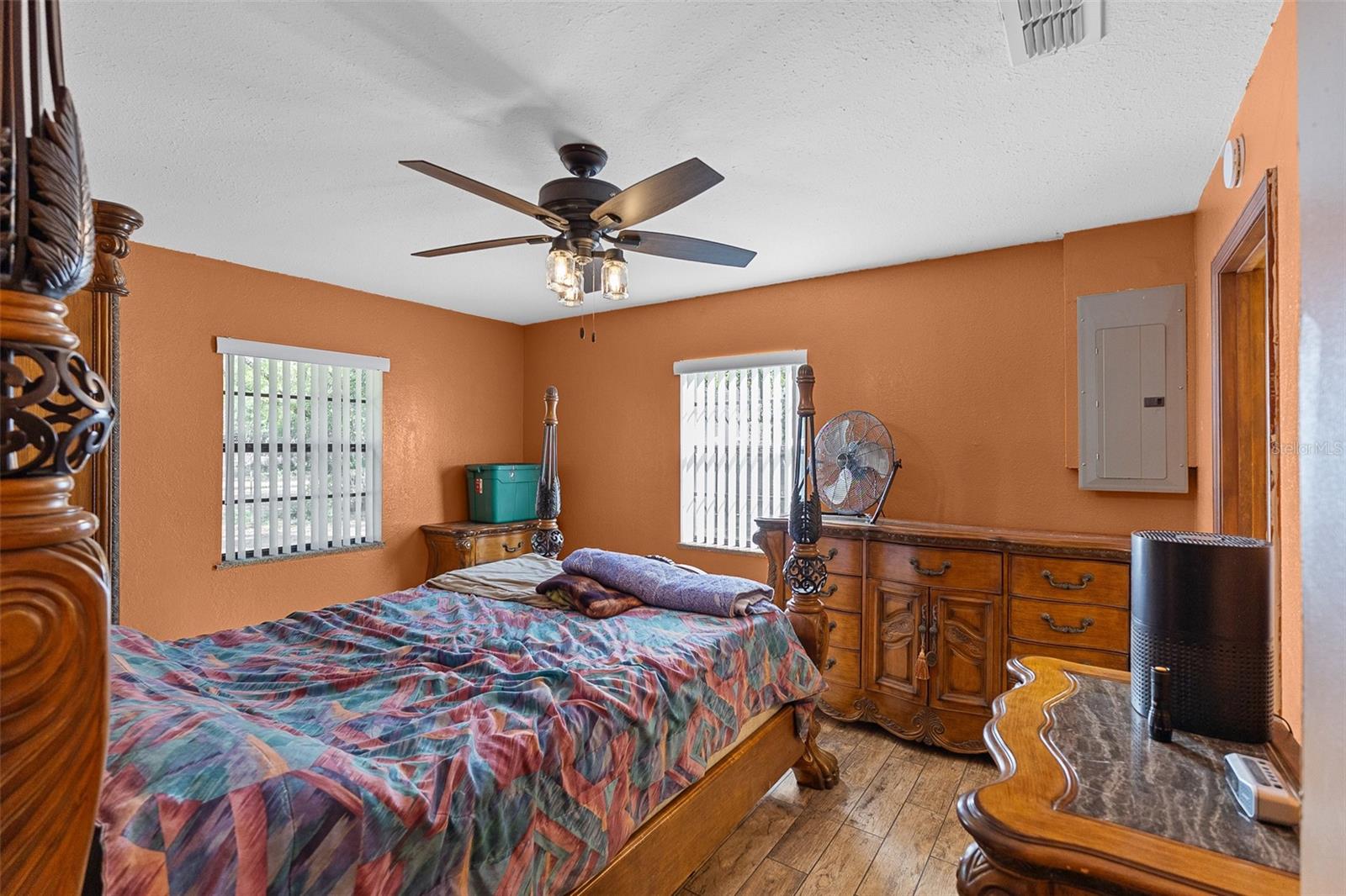 1147 MONROE AVE, BROOKSVILLE, FL, 34604