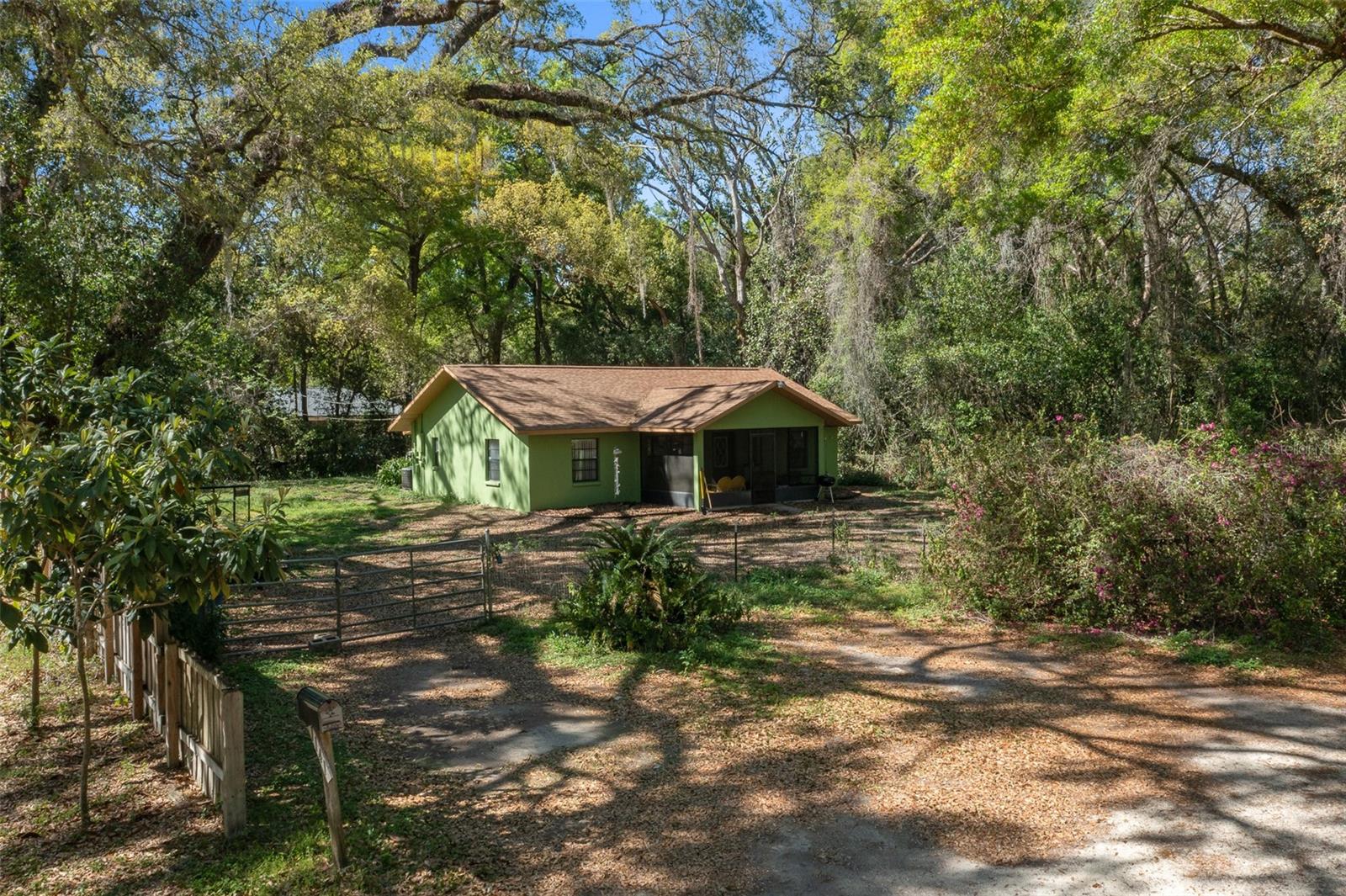 1147 MONROE AVE, BROOKSVILLE, FL, 34604