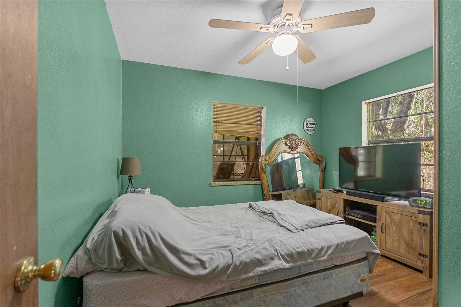 1147 MONROE AVE, BROOKSVILLE, FL, 34604