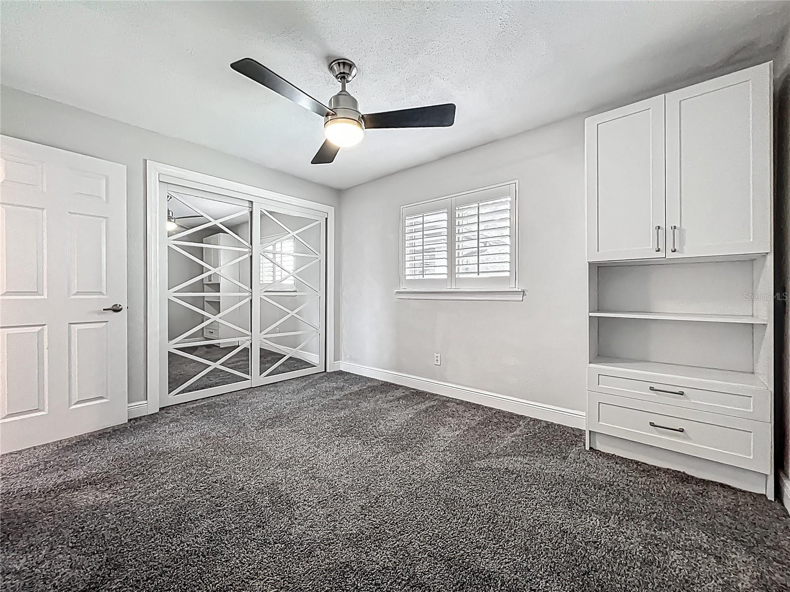 2405 DELLWOOD DR, ORLANDO, FL, 32806