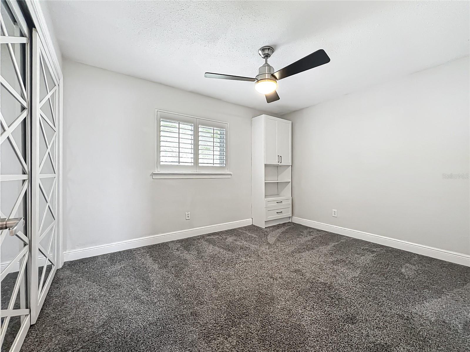 2405 DELLWOOD DR, ORLANDO, FL, 32806