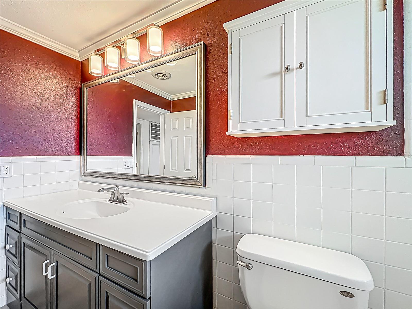2405 DELLWOOD DR, ORLANDO, FL, 32806