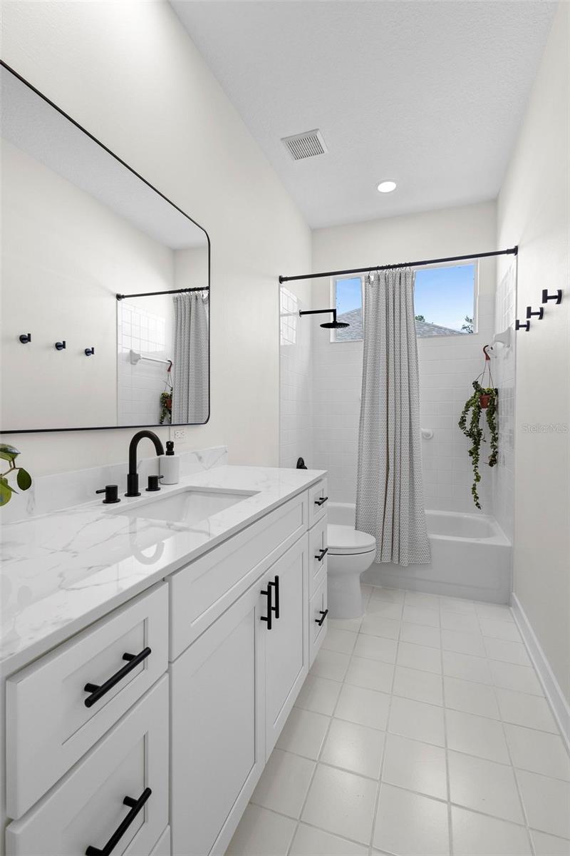 1540 PARK FOREST BLVD, MOUNT DORA, FL, 32757