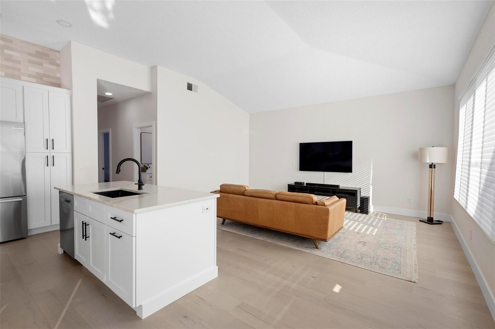 1540 PARK FOREST BLVD, MOUNT DORA, FL, 32757