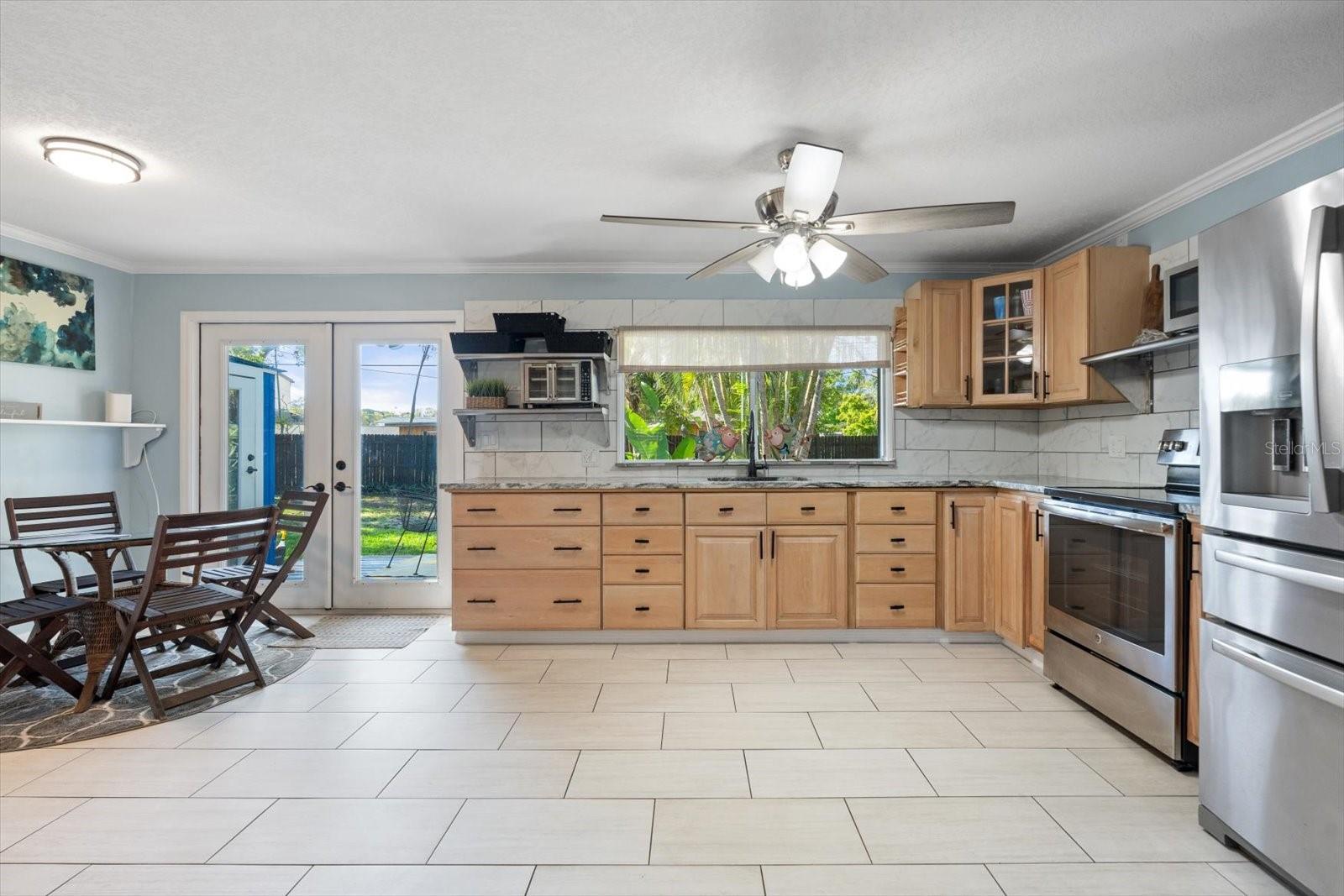 2728 TRINIDAD ST, SARASOTA, FL, 34231