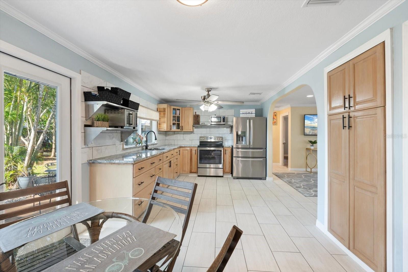 2728 TRINIDAD ST, SARASOTA, FL, 34231