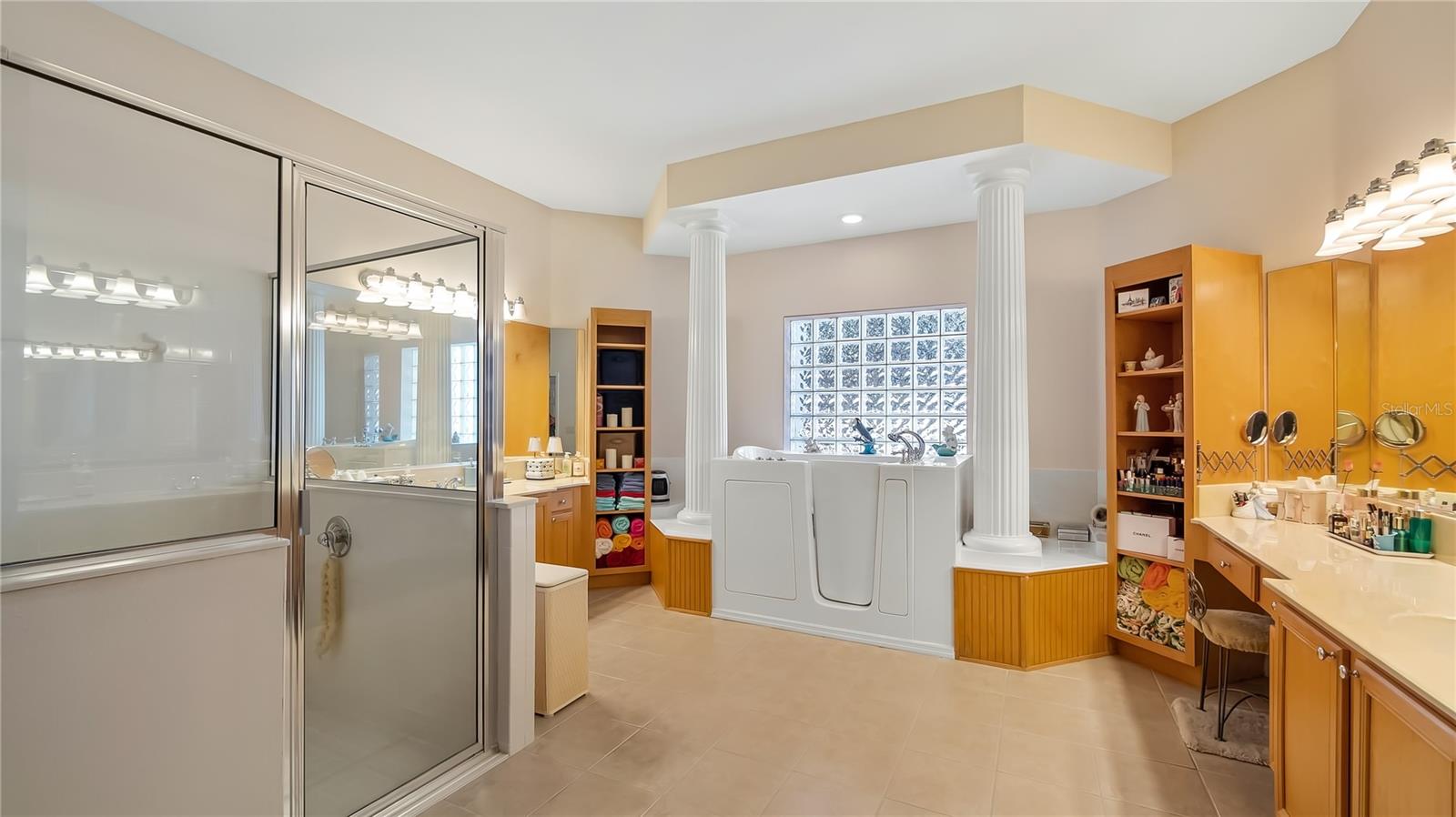 3728 MULBERRY GROVE LOOP, LEESBURG, FL, 34748
