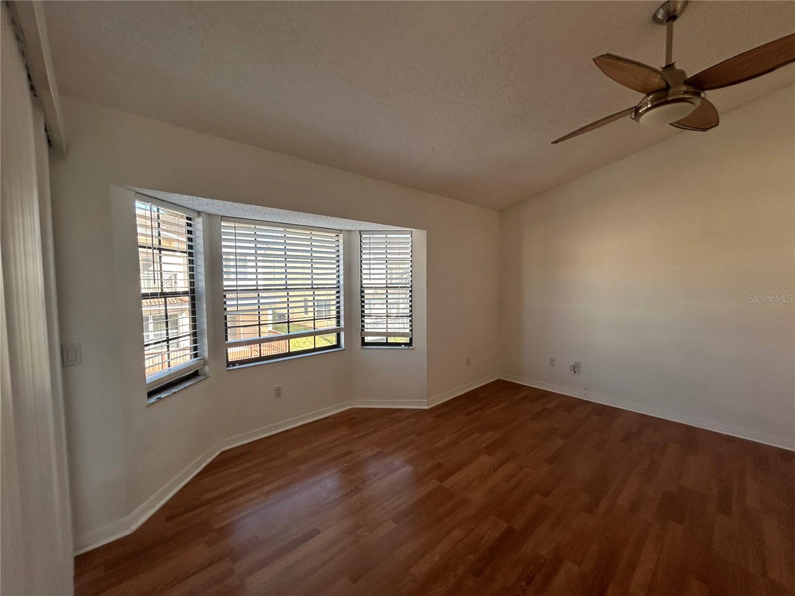 10427 SAINT TROPEZ PL #202, TAMPA, FL, 33615