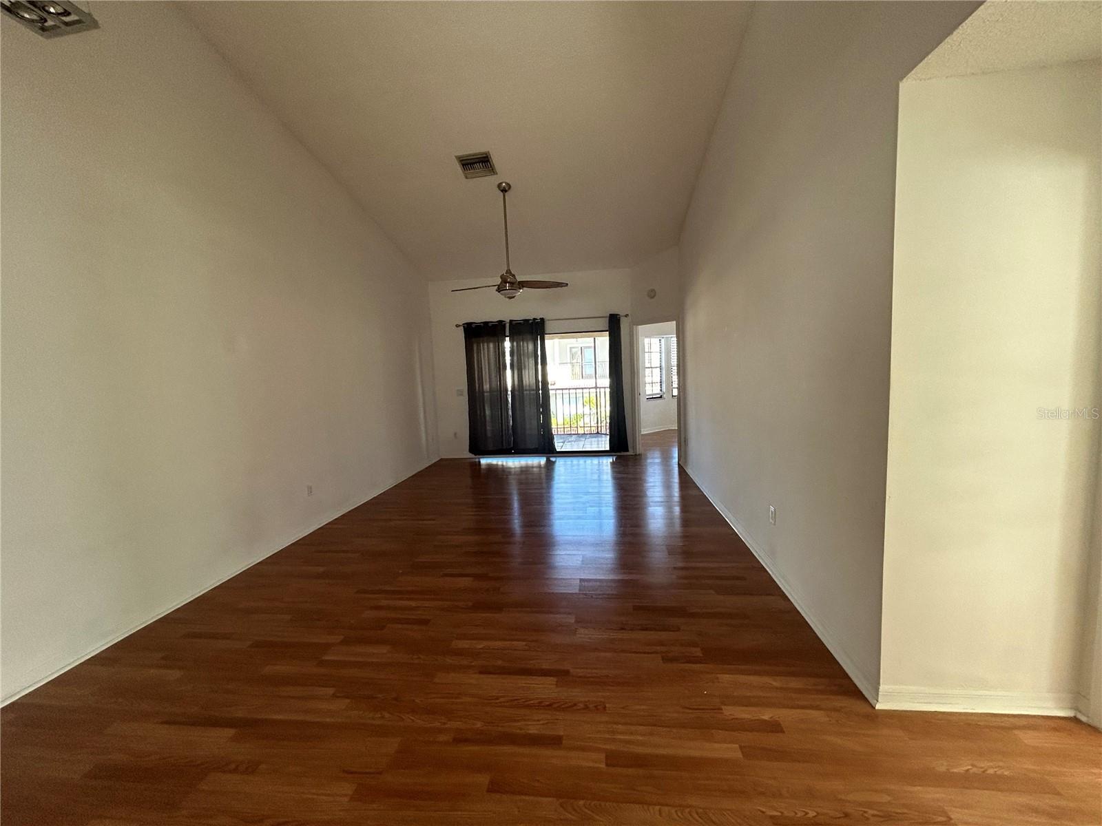 10427 SAINT TROPEZ PL #202, TAMPA, FL, 33615