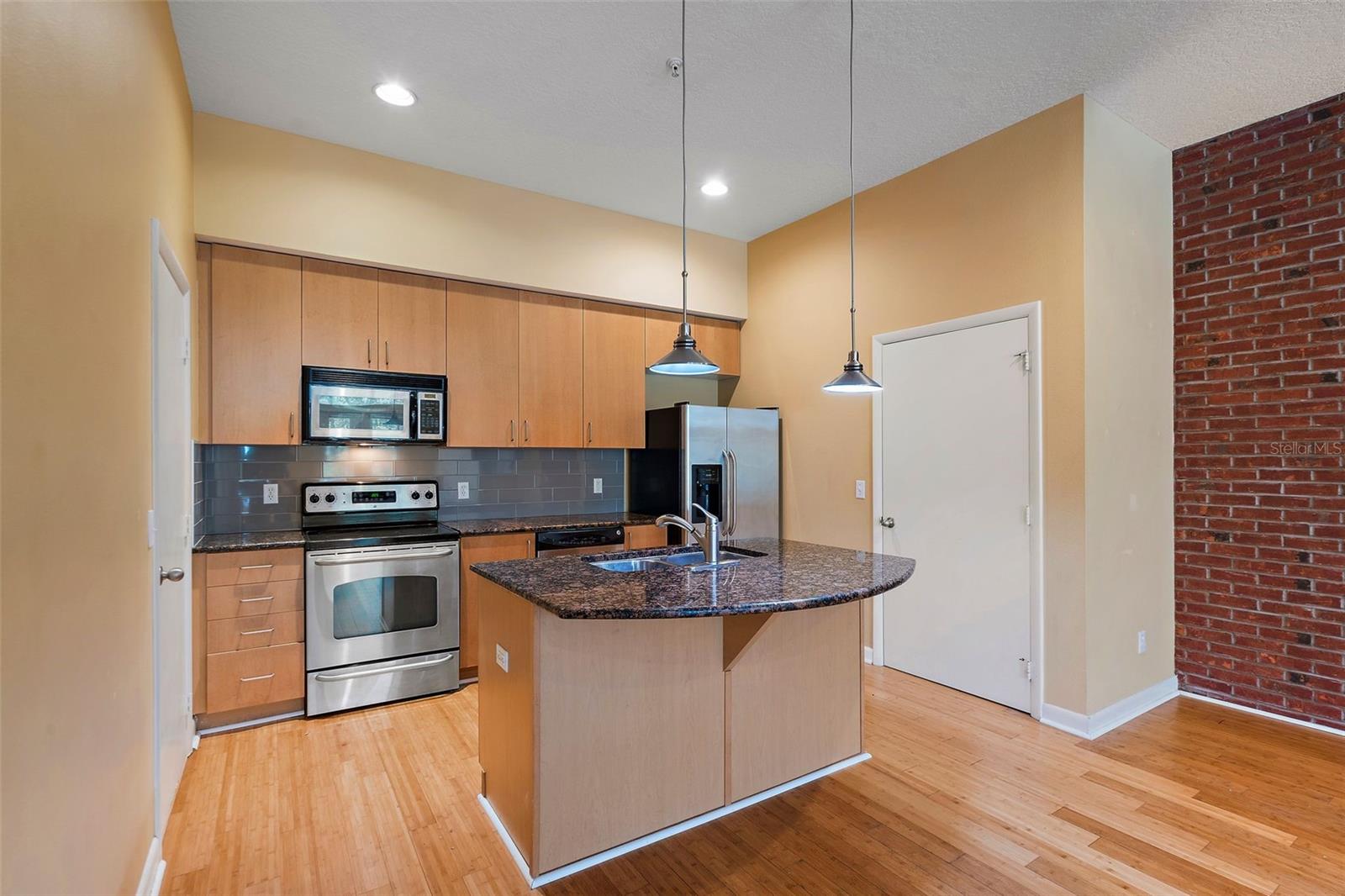 535 4TH AVE S #3, ST PETERSBURG, FL, 33701