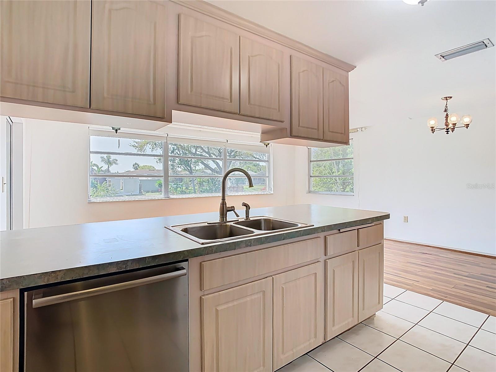 7330 CHERRY LAUREL DR, PORT RICHEY, FL, 34668