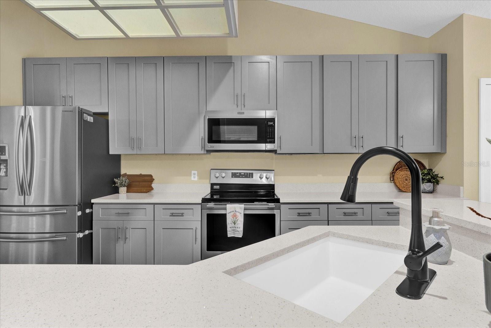 322 HARBOR TRL, ENTERPRISE, FL, 32725