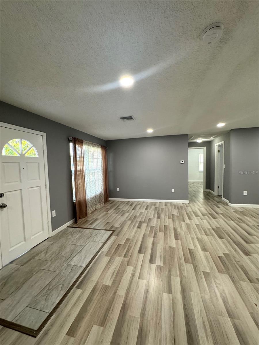 345 W SEMINOLE AVE, EUSTIS, FL, 32726