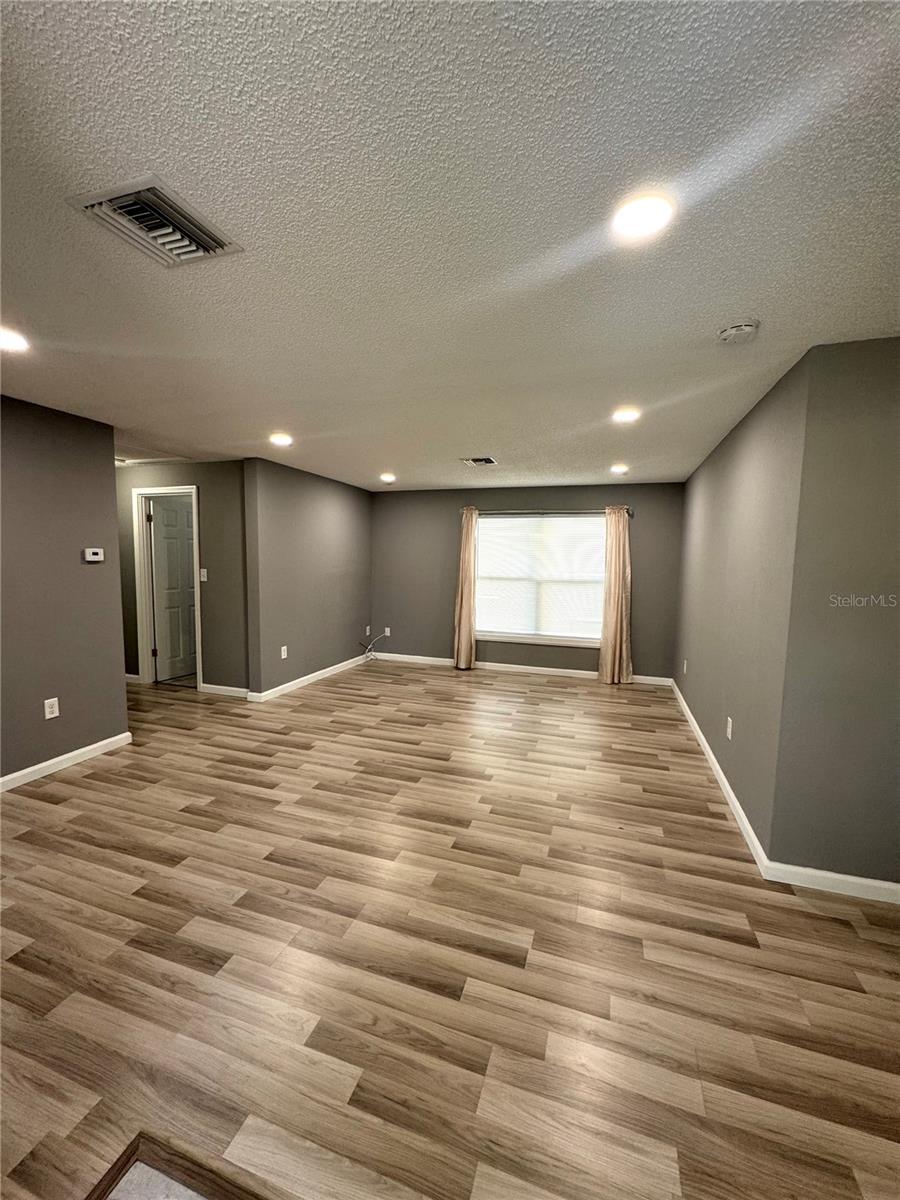 345 W SEMINOLE AVE, EUSTIS, FL, 32726