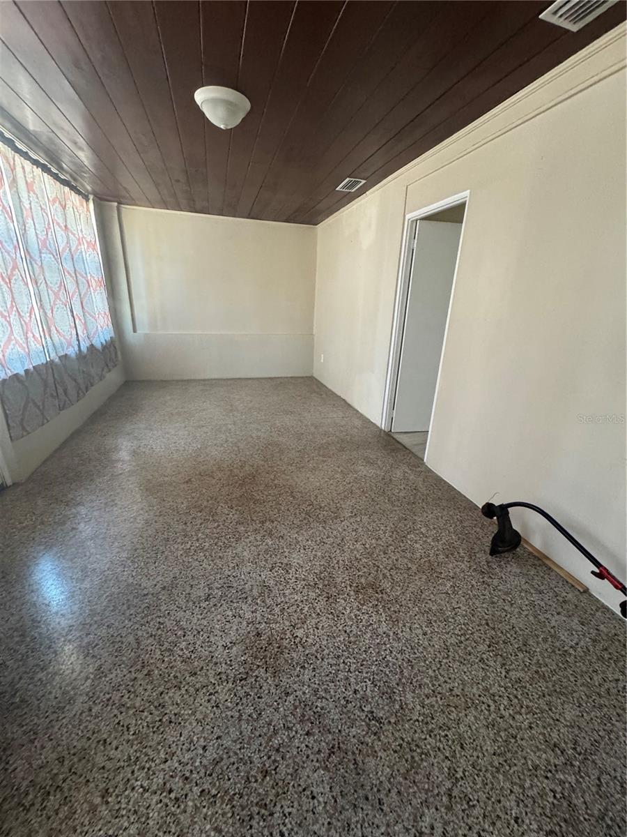 345 W SEMINOLE AVE, EUSTIS, FL, 32726