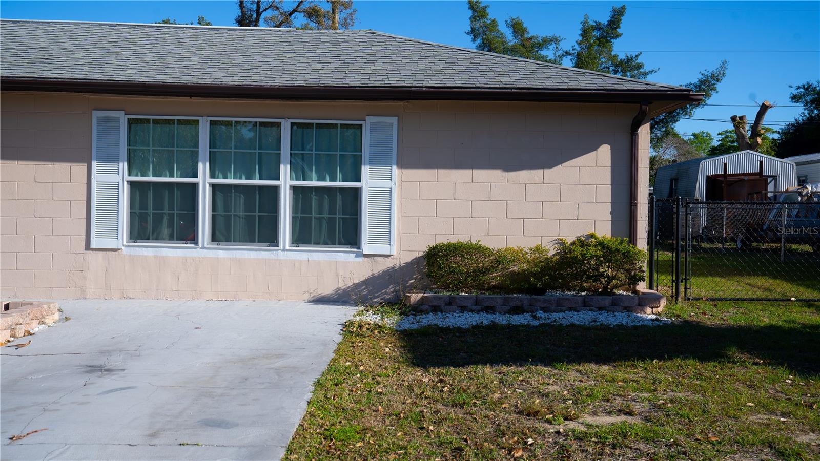 345 W SEMINOLE AVE, EUSTIS, FL, 32726