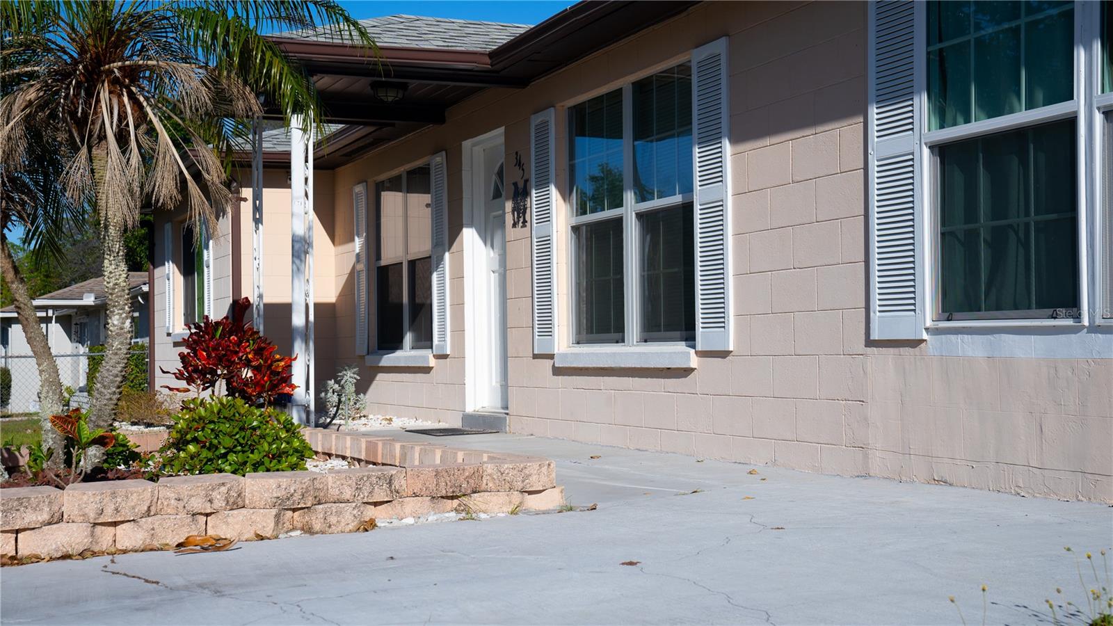 345 W SEMINOLE AVE, EUSTIS, FL, 32726