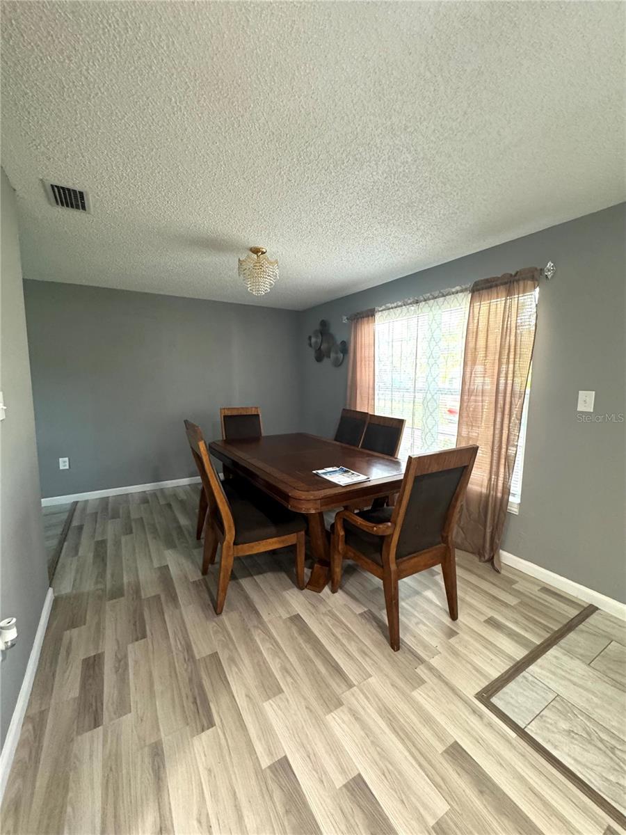 345 W SEMINOLE AVE, EUSTIS, FL, 32726