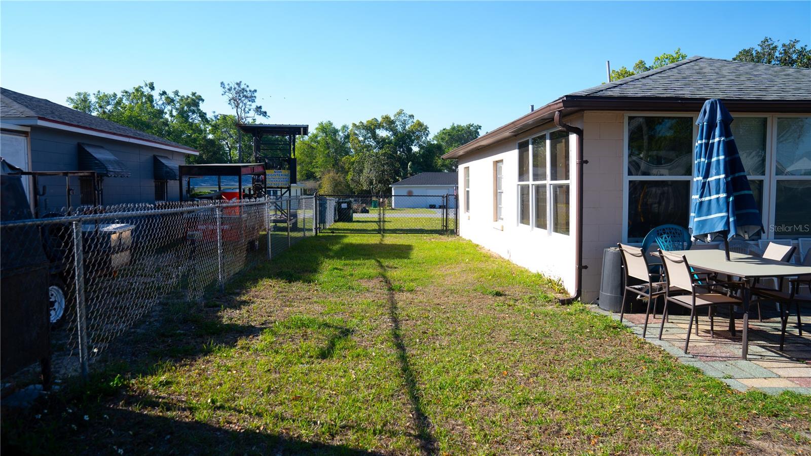 345 W SEMINOLE AVE, EUSTIS, FL, 32726