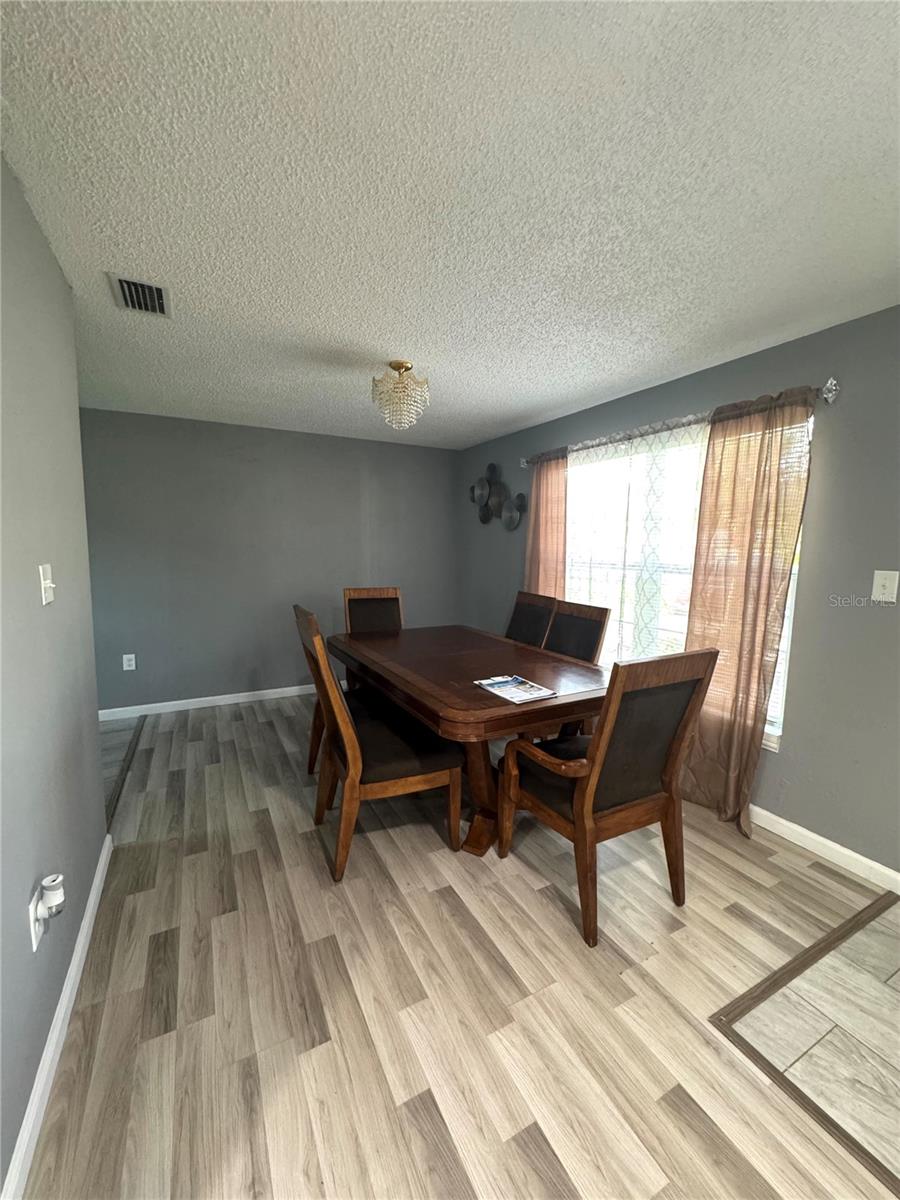 345 W SEMINOLE AVE, EUSTIS, FL, 32726