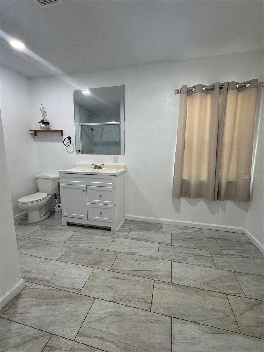 345 W SEMINOLE AVE, EUSTIS, FL, 32726