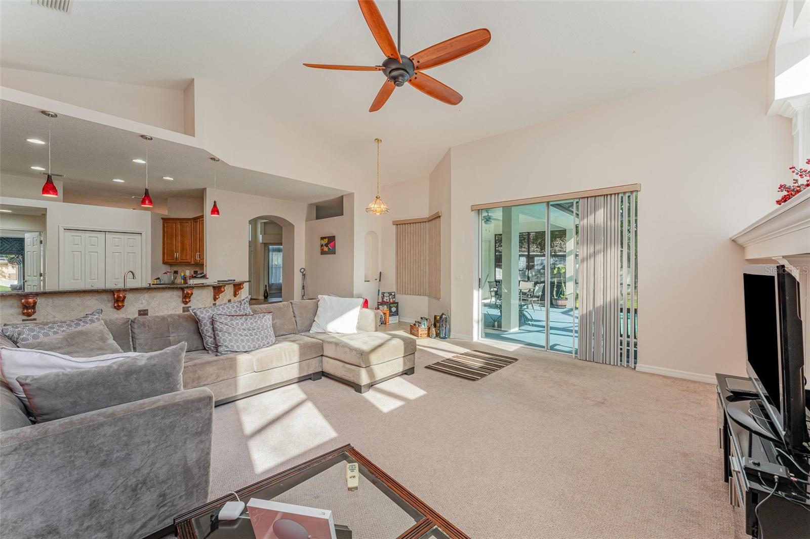 14266 CREEK RUN DR, RIVERVIEW, FL, 33579