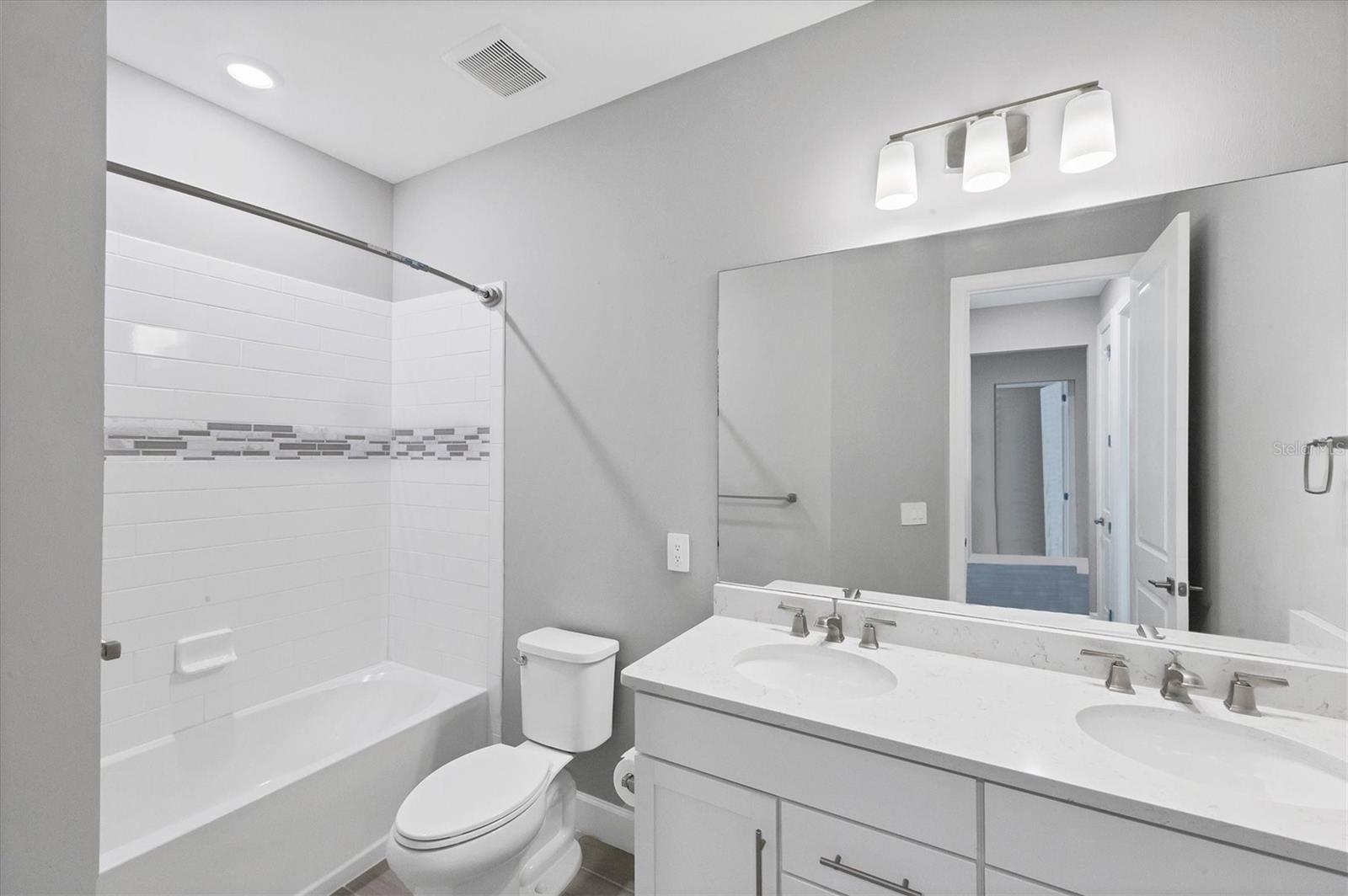 11717 BLUE HILL TRL, LAKEWOOD RANCH, FL, 34211