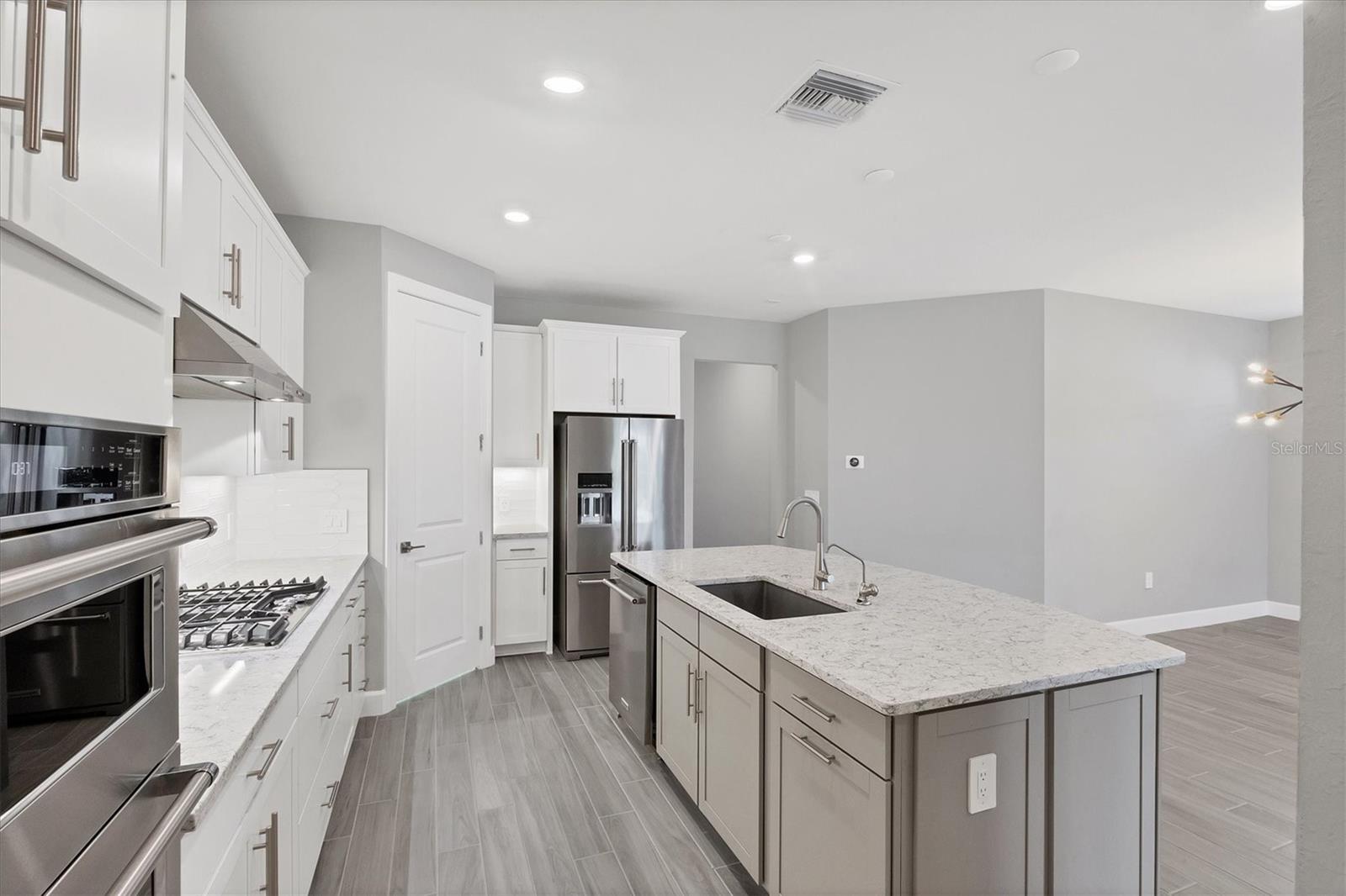 11717 BLUE HILL TRL, LAKEWOOD RANCH, FL, 34211