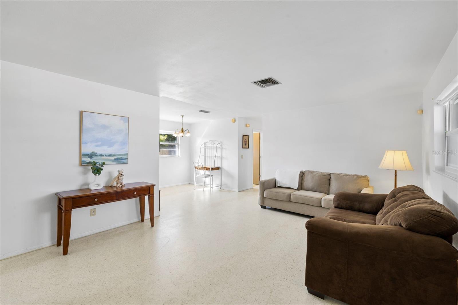 2125 GREENBRIAR BLVD, CLEARWATER, FL, 33763