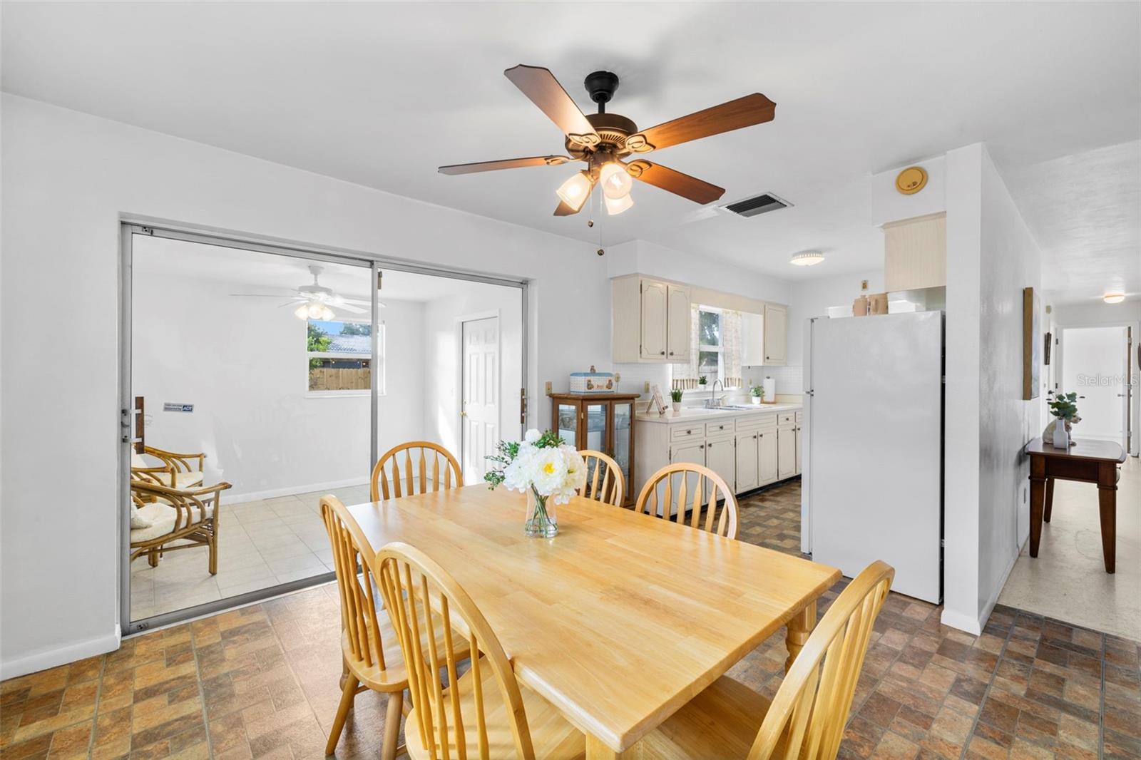 2125 GREENBRIAR BLVD, CLEARWATER, FL, 33763