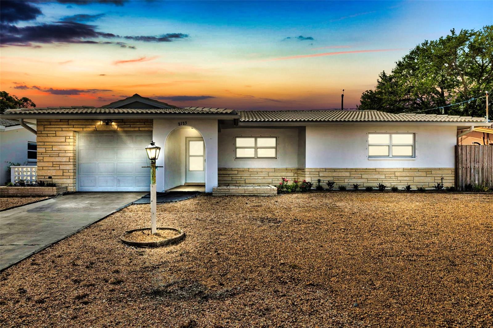 2125 GREENBRIAR BLVD, CLEARWATER, FL, 33763