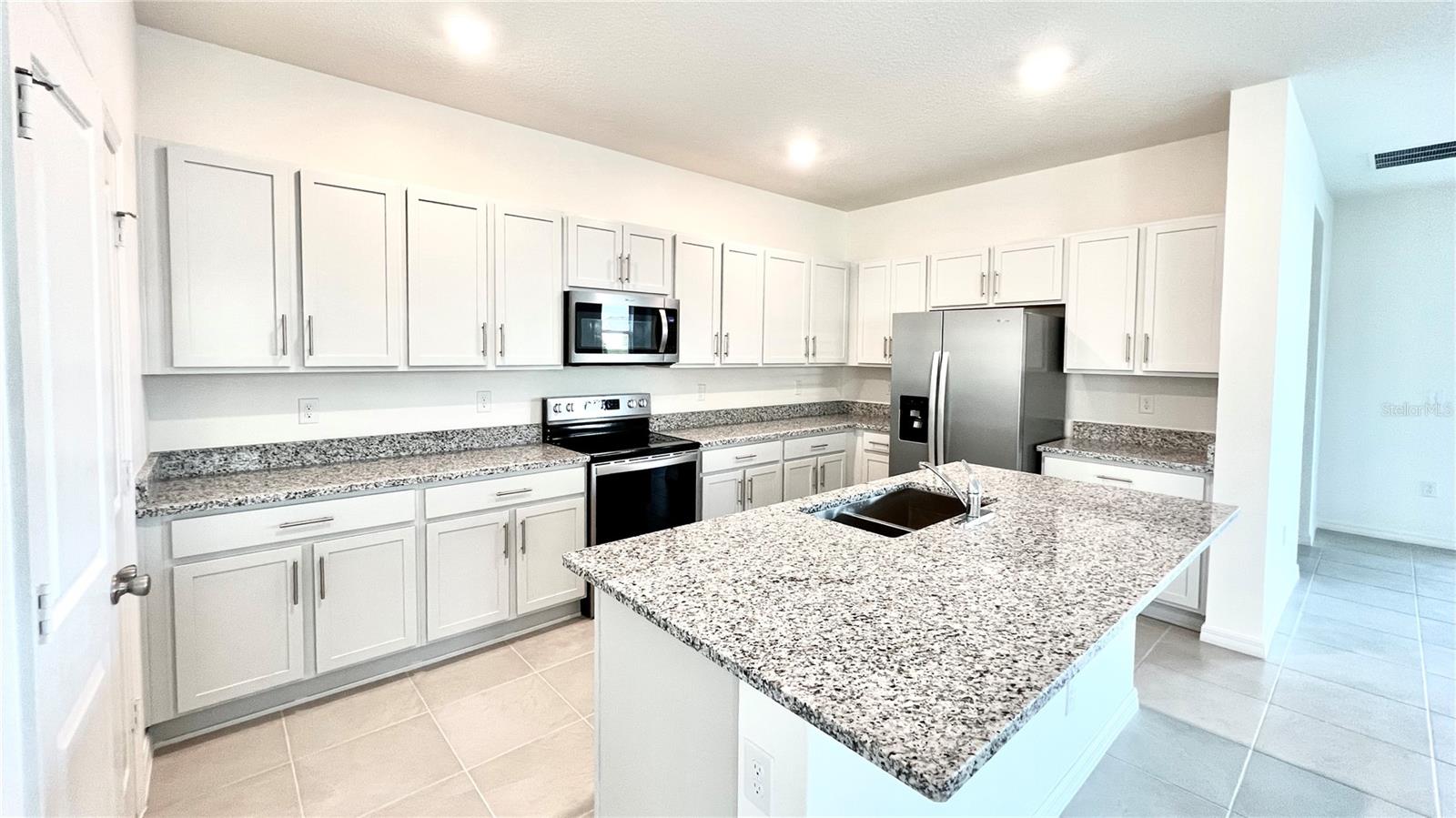 1222 AUGUSTUS DR, DAVENPORT, FL, 33896