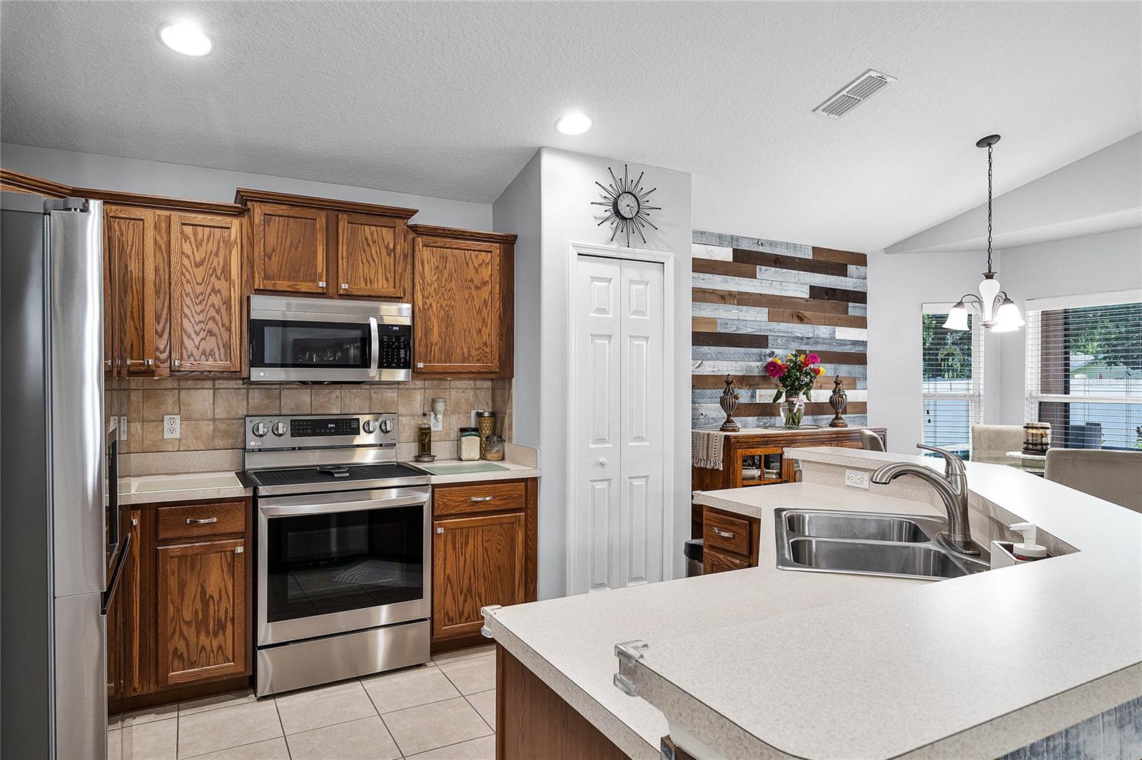 9054 SANDWOOD WAY, ORLANDO, FL, 32832