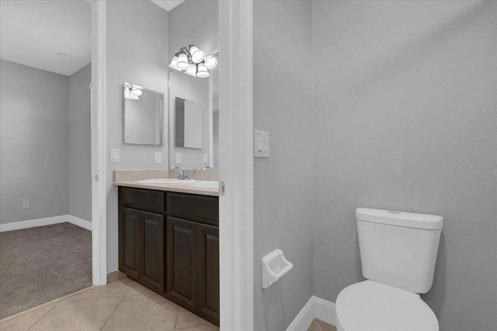 8300 KELSALL DR, ORLANDO, FL, 32832