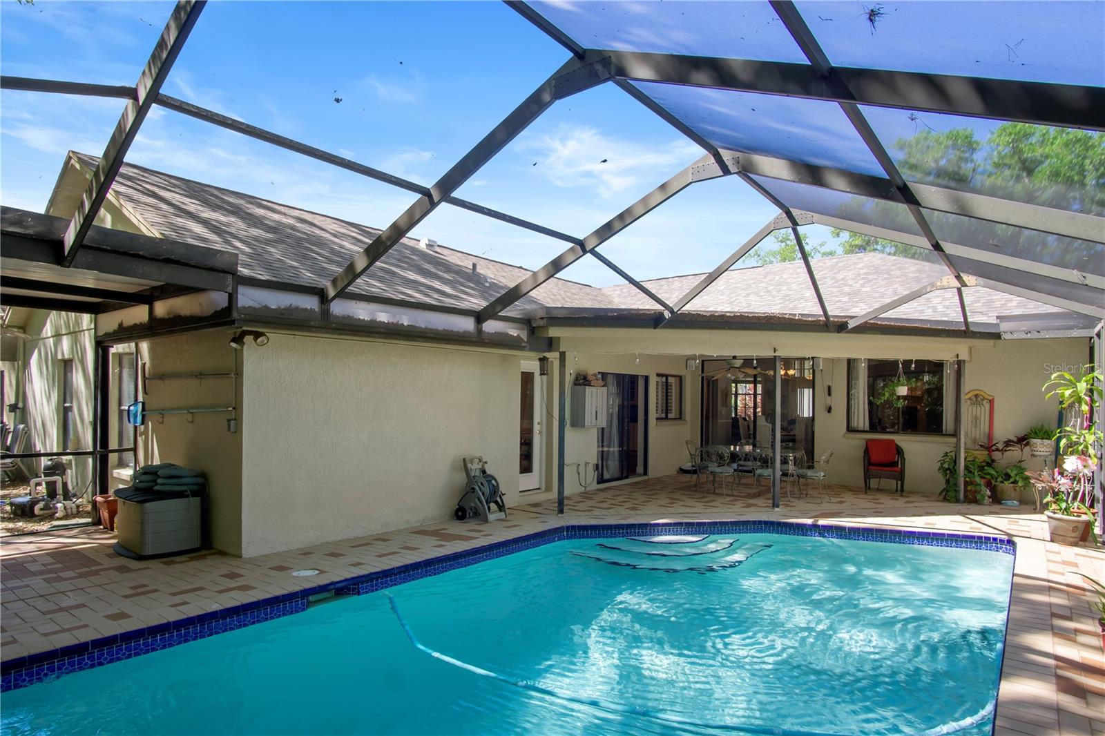 525 WATERFORD CIR W, TARPON SPRINGS, FL, 34688