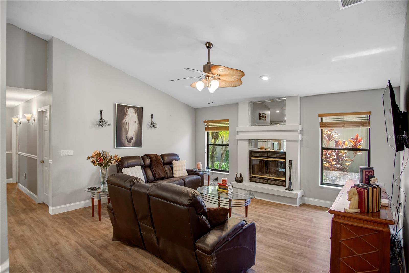 525 WATERFORD CIR W, TARPON SPRINGS, FL, 34688