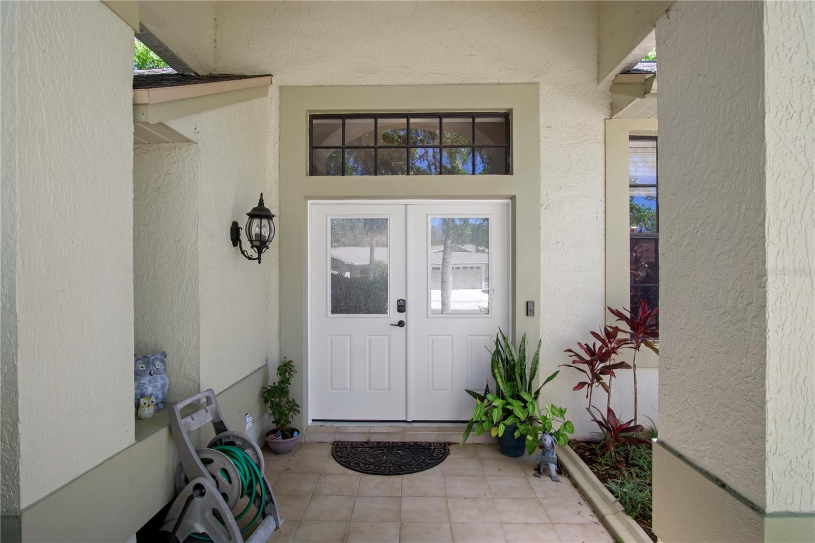 525 WATERFORD CIR W, TARPON SPRINGS, FL, 34688