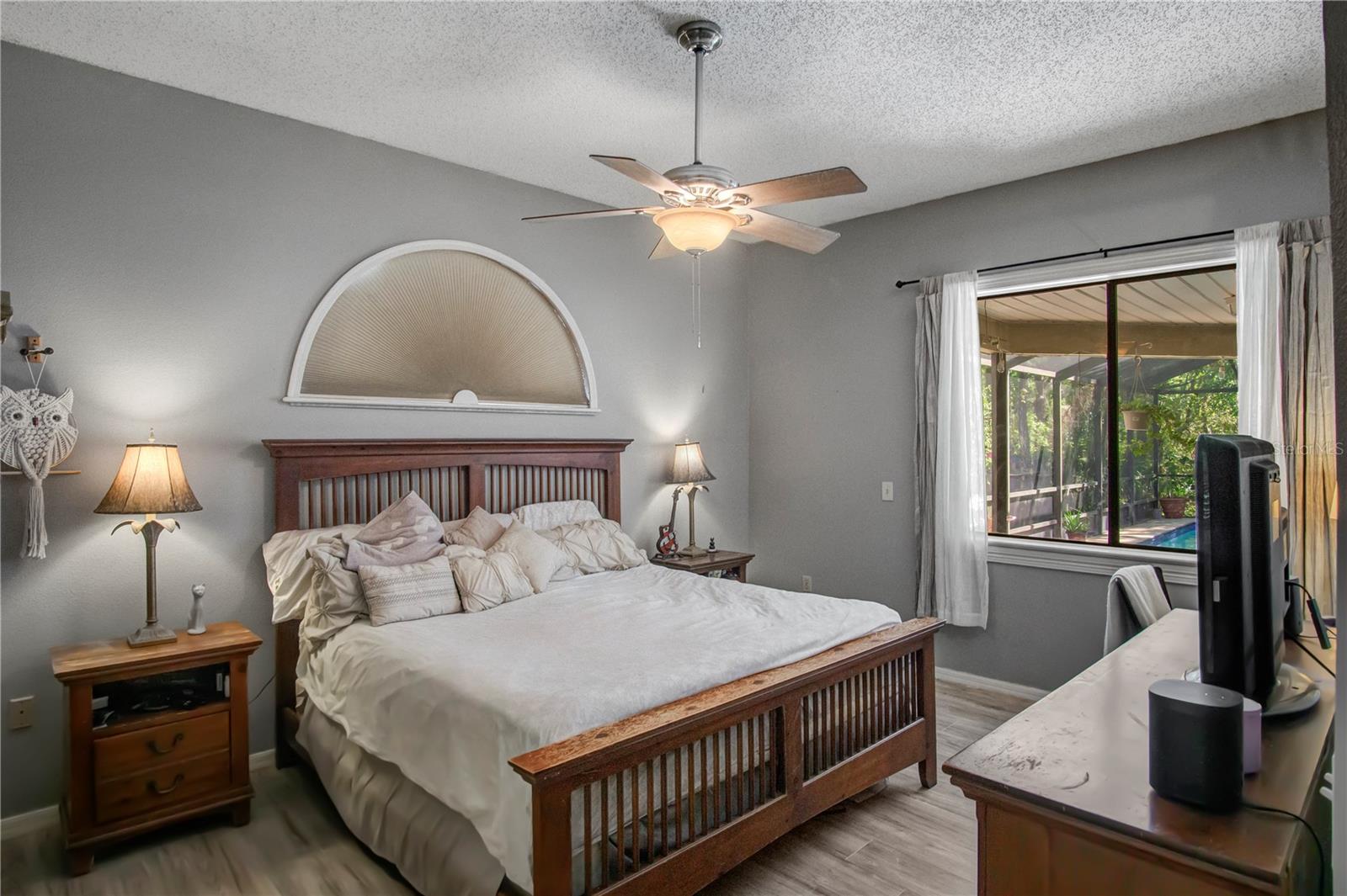 525 WATERFORD CIR W, TARPON SPRINGS, FL, 34688