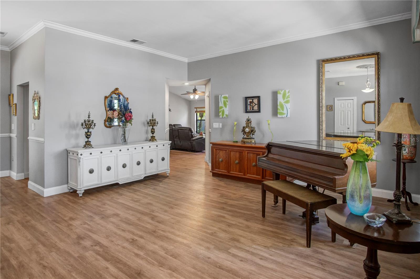 525 WATERFORD CIR W, TARPON SPRINGS, FL, 34688