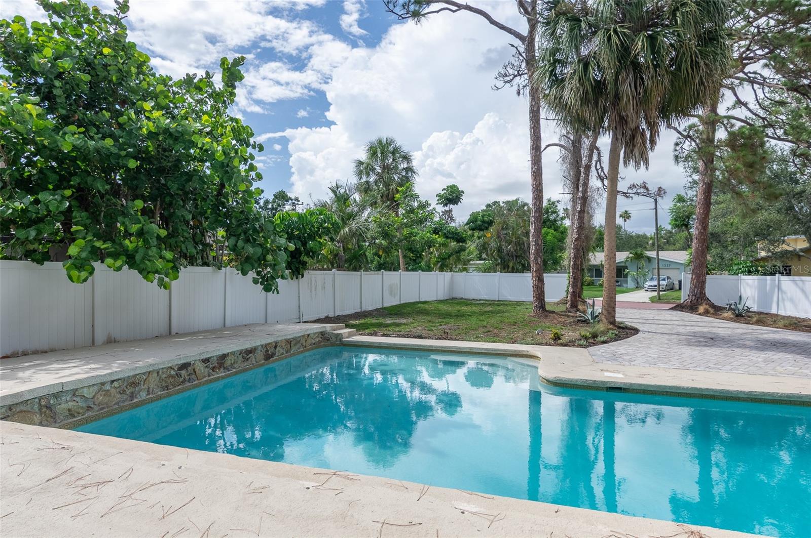 1320 CORAL WAY S, ST PETERSBURG, FL, 33705