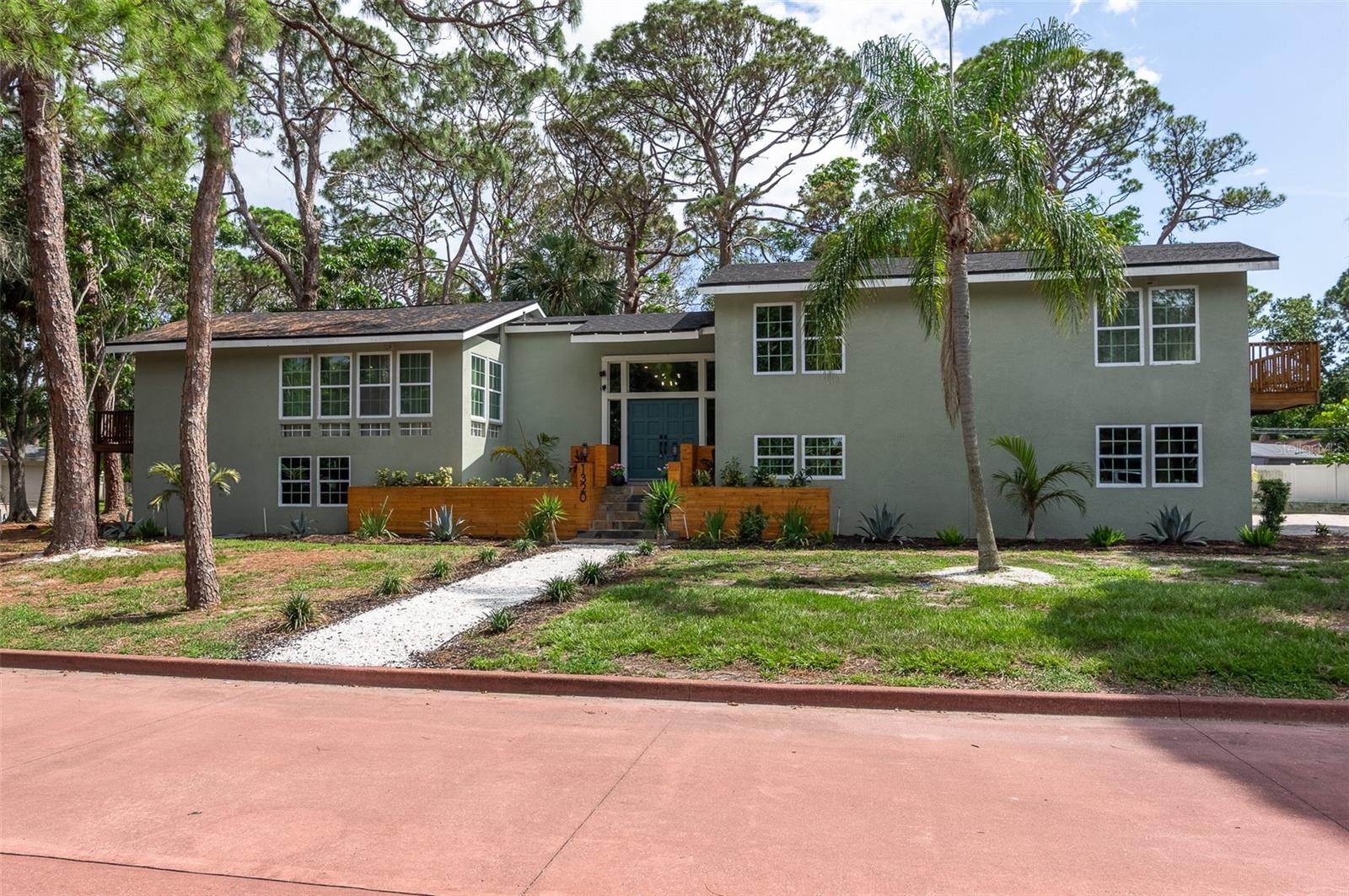 1320 CORAL WAY S, ST PETERSBURG, FL, 33705