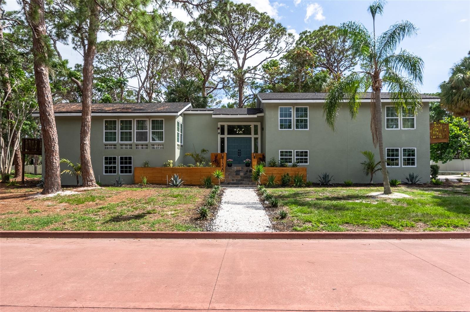 1320 CORAL WAY S, ST PETERSBURG, FL, 33705