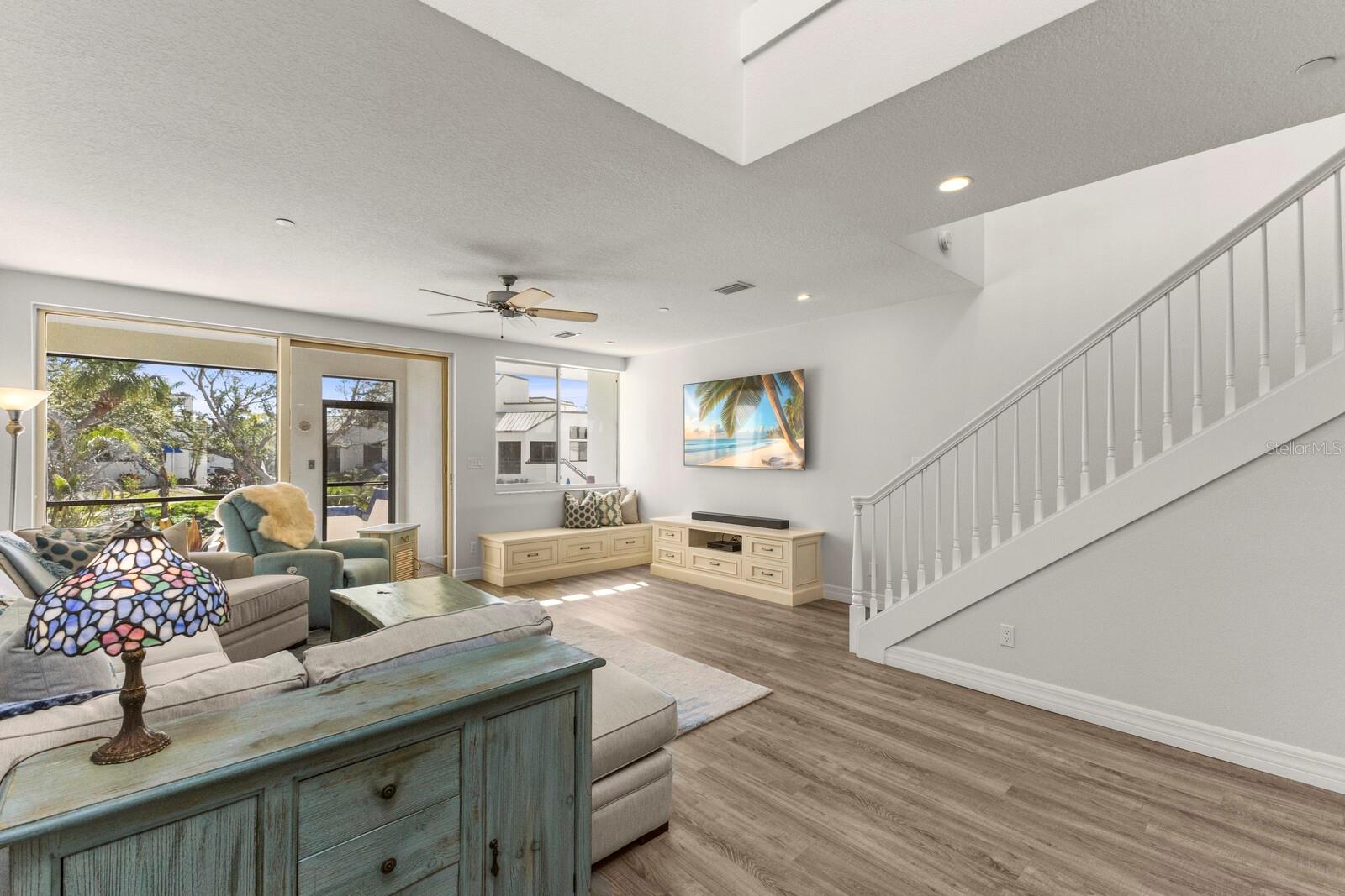 1928 HARBOURSIDE DR #1403, LONGBOAT KEY, FL, 34228