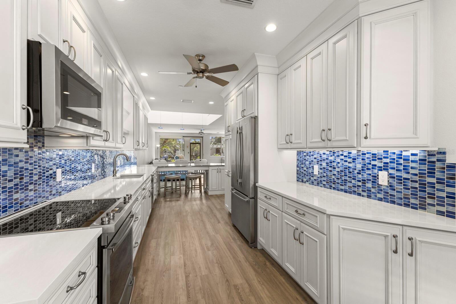 1928 HARBOURSIDE DR #1403, LONGBOAT KEY, FL, 34228